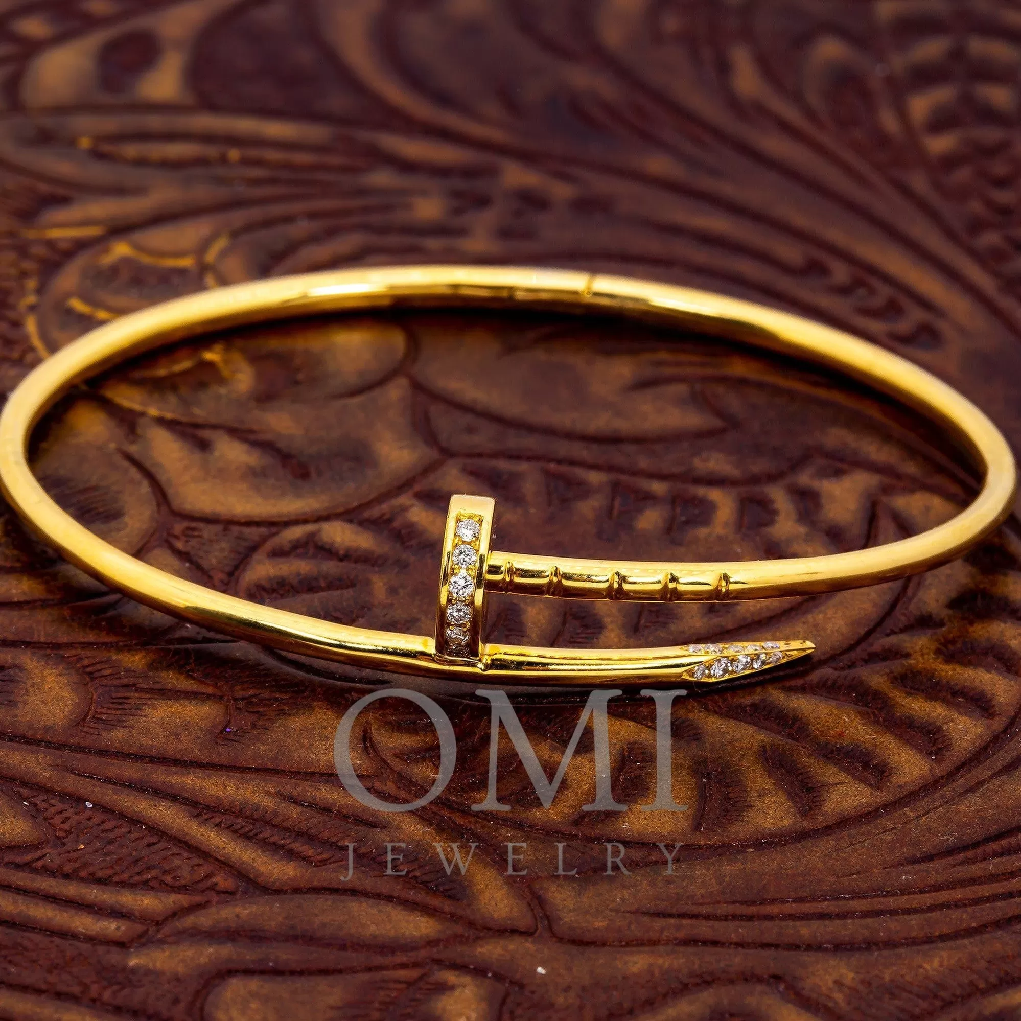 18K GOLD DIAMOND CUSTOM BANGLE BRACELET 0.15 CT