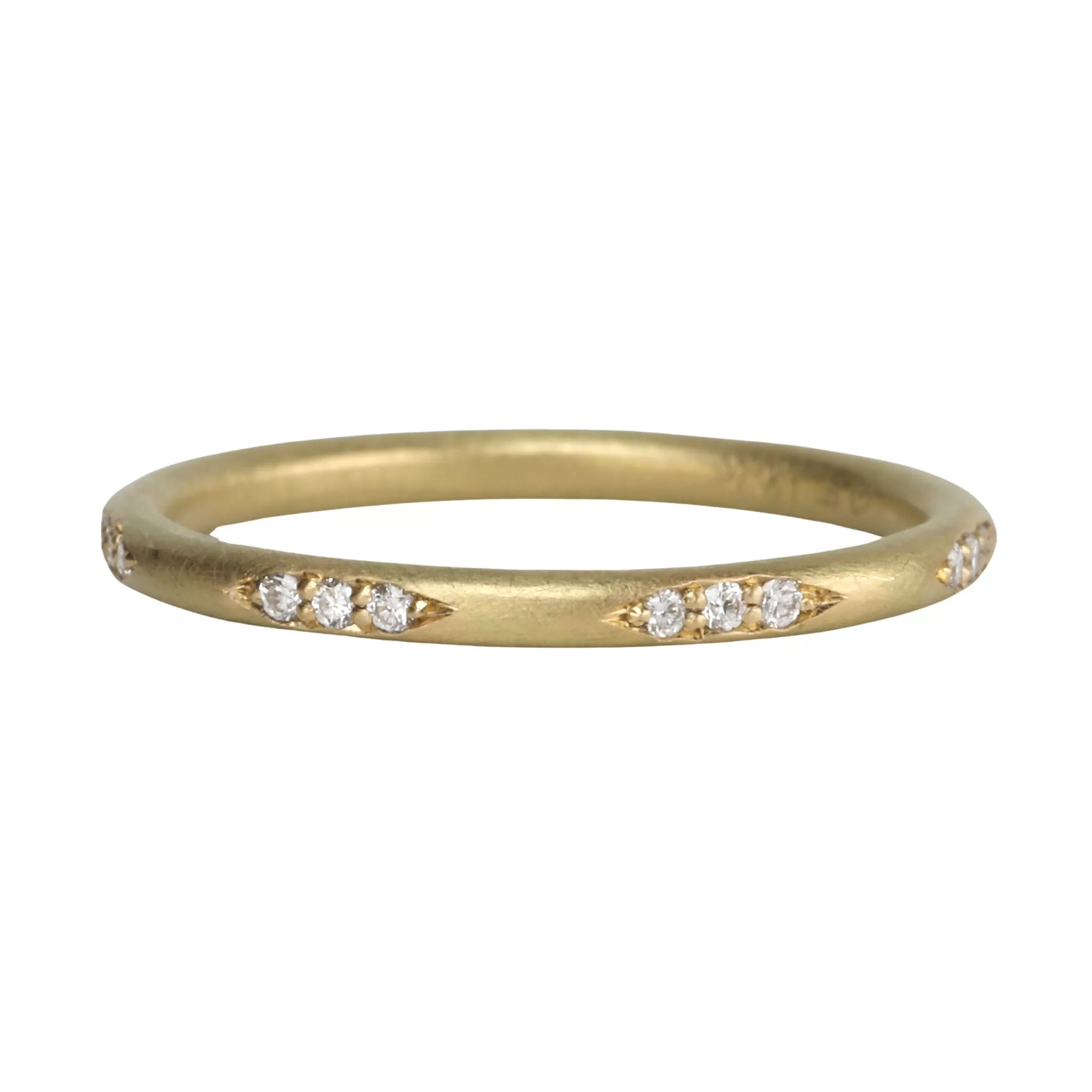 18K Gold Hammered Vintage Glitter Band with Diamonds