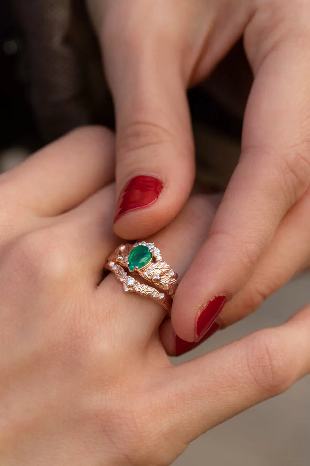 2 installments payment plan: Natural emerald oak leaves bridal ring set / Royal Oak