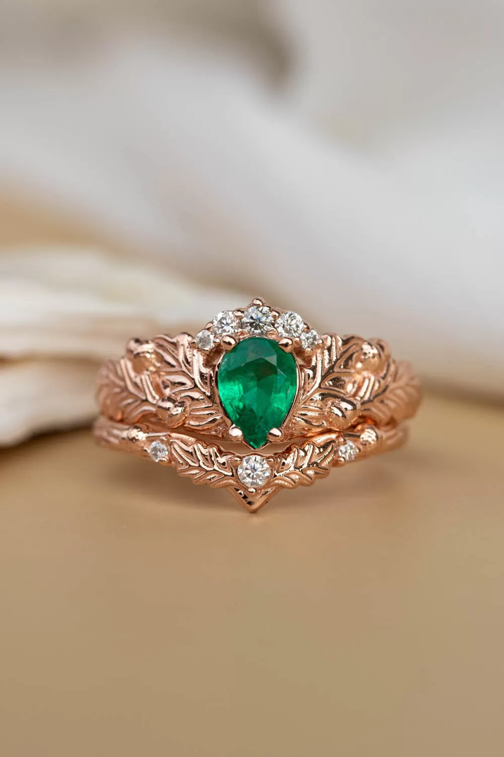 2 installments payment plan: Natural emerald oak leaves bridal ring set / Royal Oak