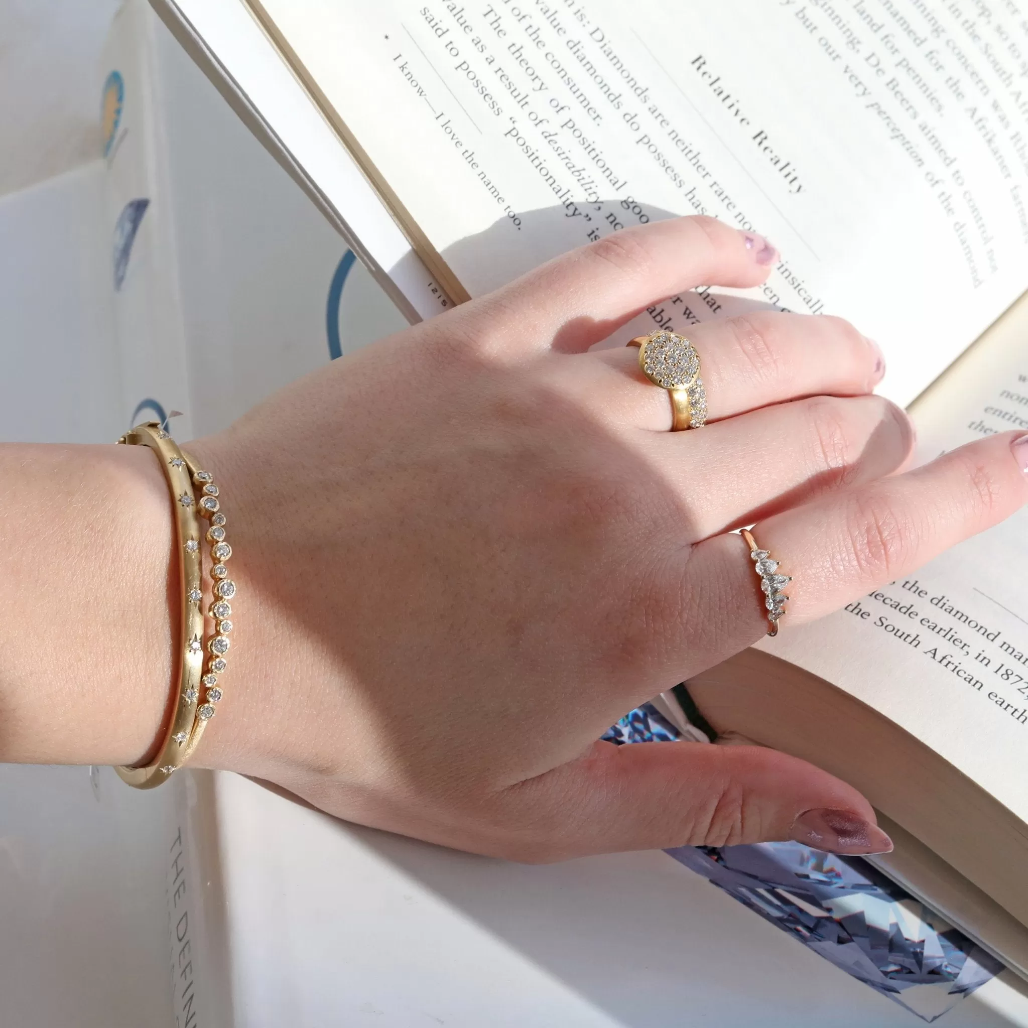 20K Gold Medium Lentil Ring with Pave Diamonds