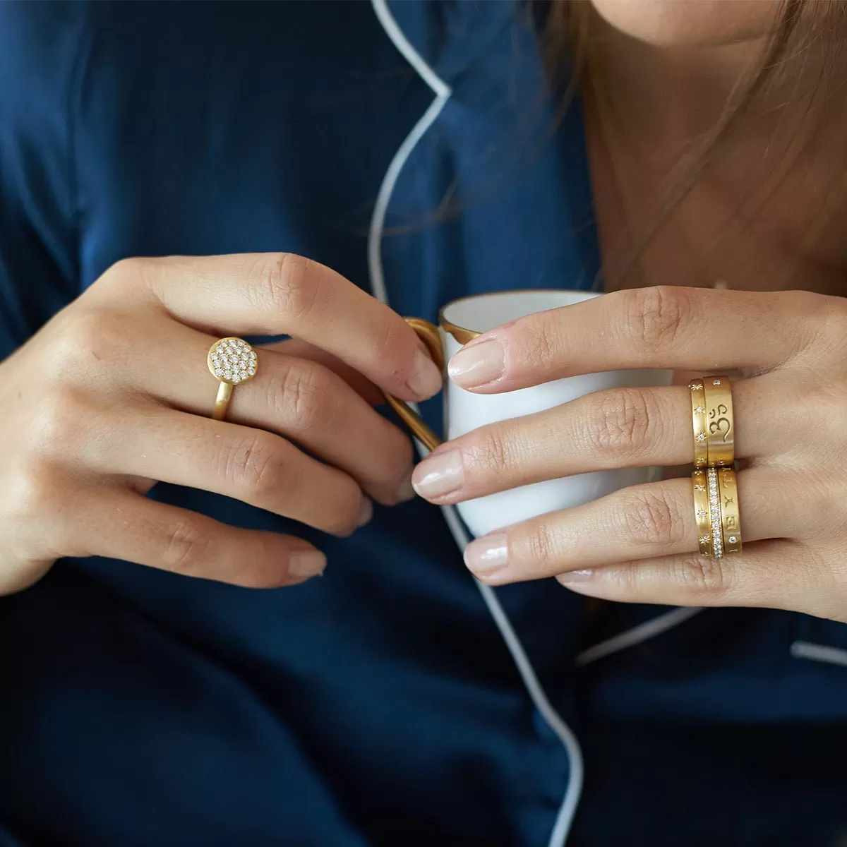 20K Gold Medium Lentil Ring with Pave Diamonds