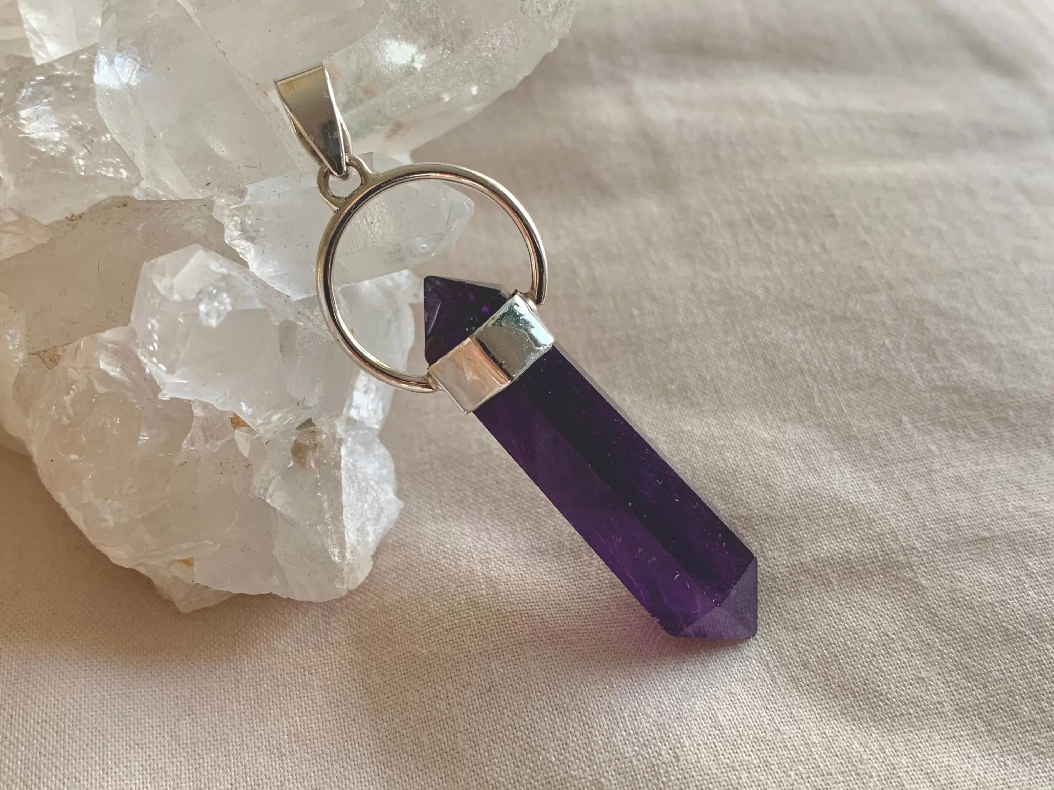 Amethyst Alenaria Pendant