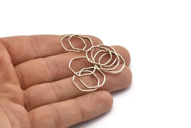 Antique Silver Circle Rings, 24 Antique Silver Plated Brass Wavy Circle Rings, Charms (17.50x0.80x1.5mm) E188 H0557