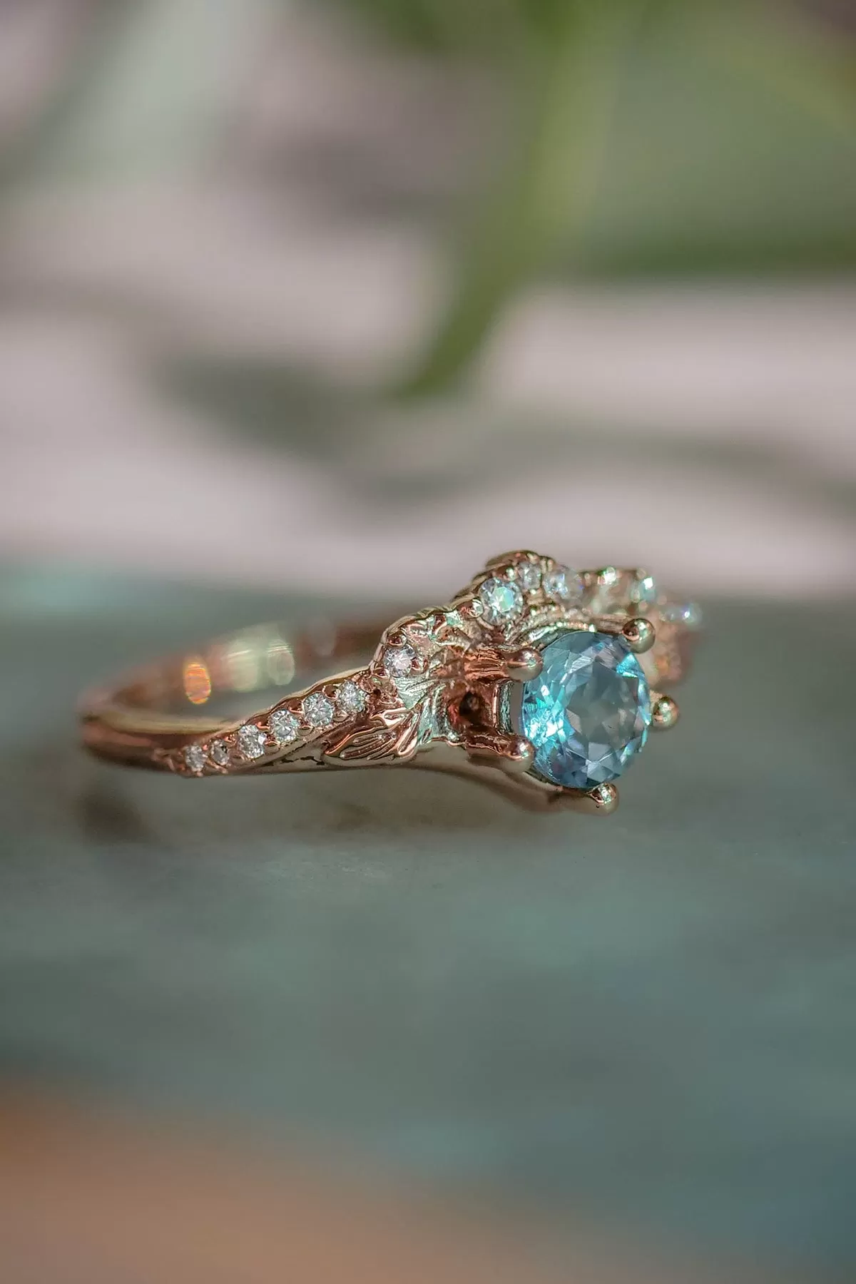 Aquamarine and diamonds engagement ring / Amelia