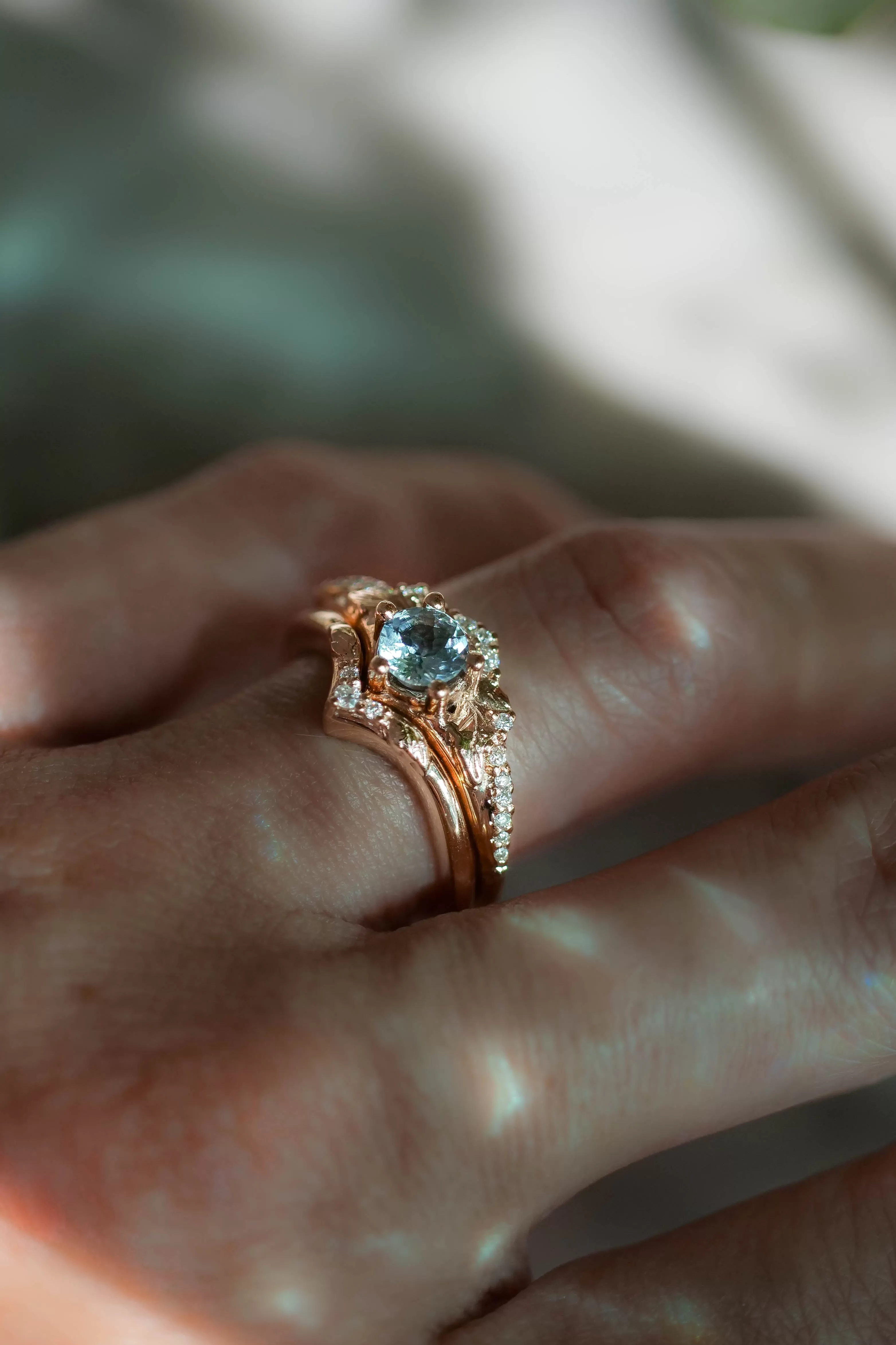 Aquamarine and diamonds engagement ring / Amelia