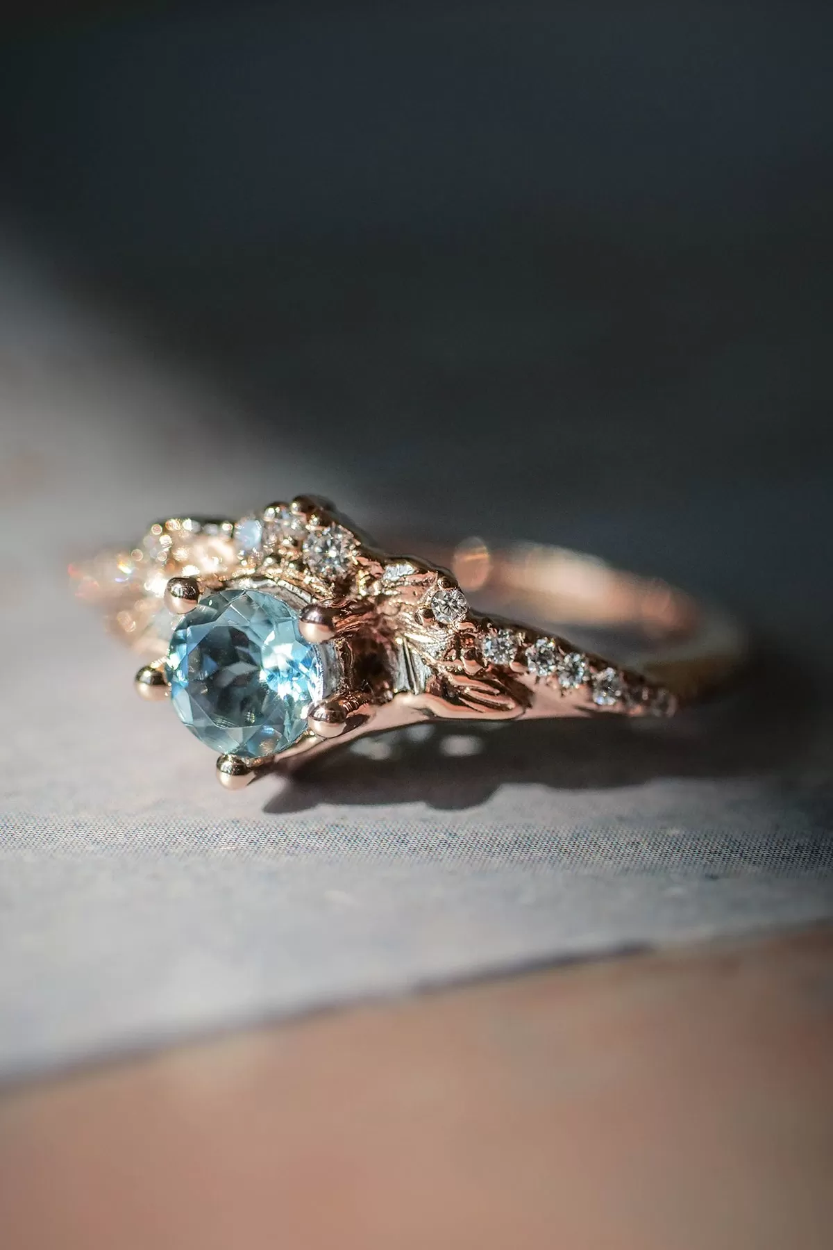 Aquamarine and diamonds engagement ring / Amelia