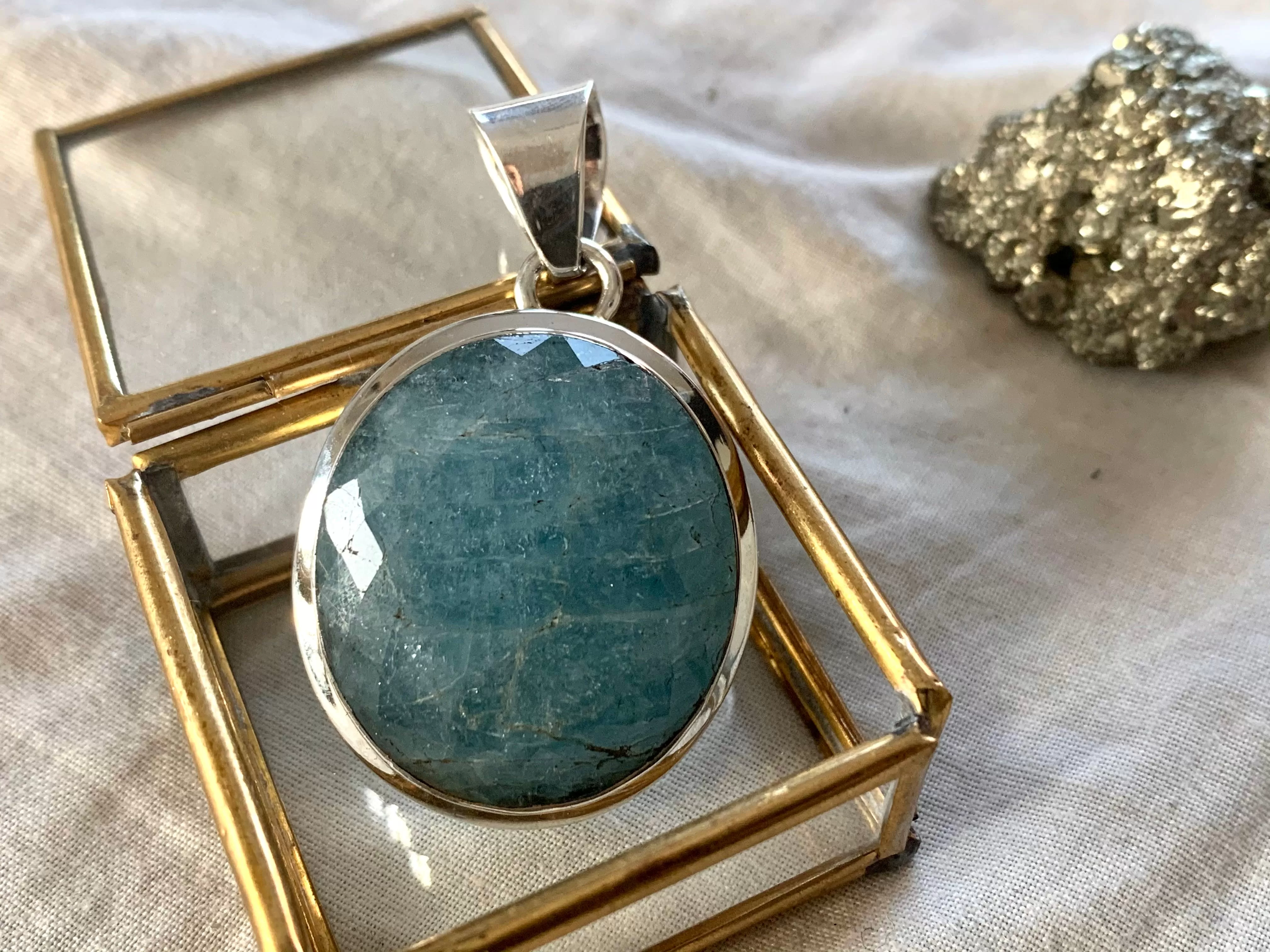 Aquamarine Ansley Pendant - XLarge Round