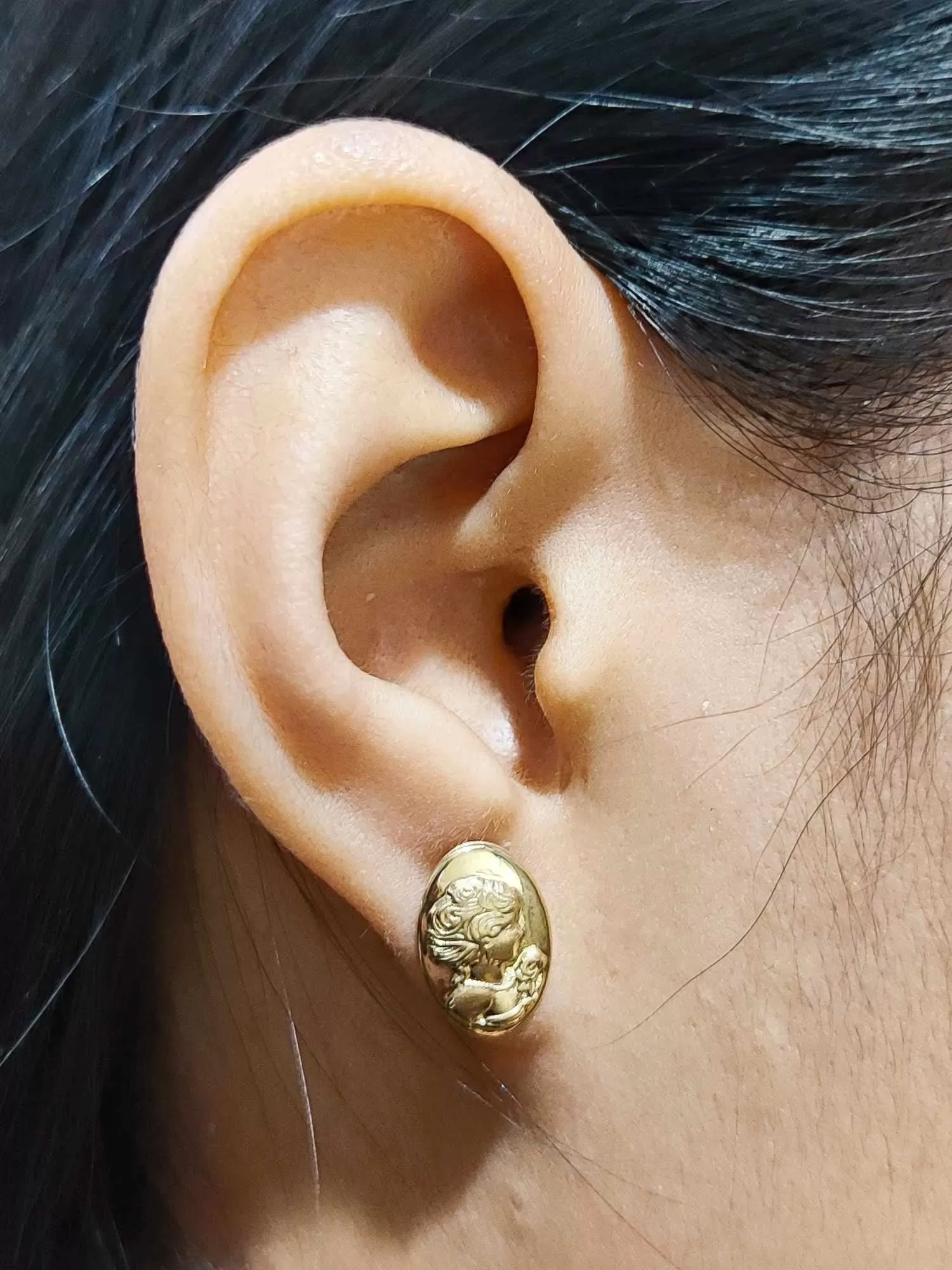 Cameo Earrings 18K Gold