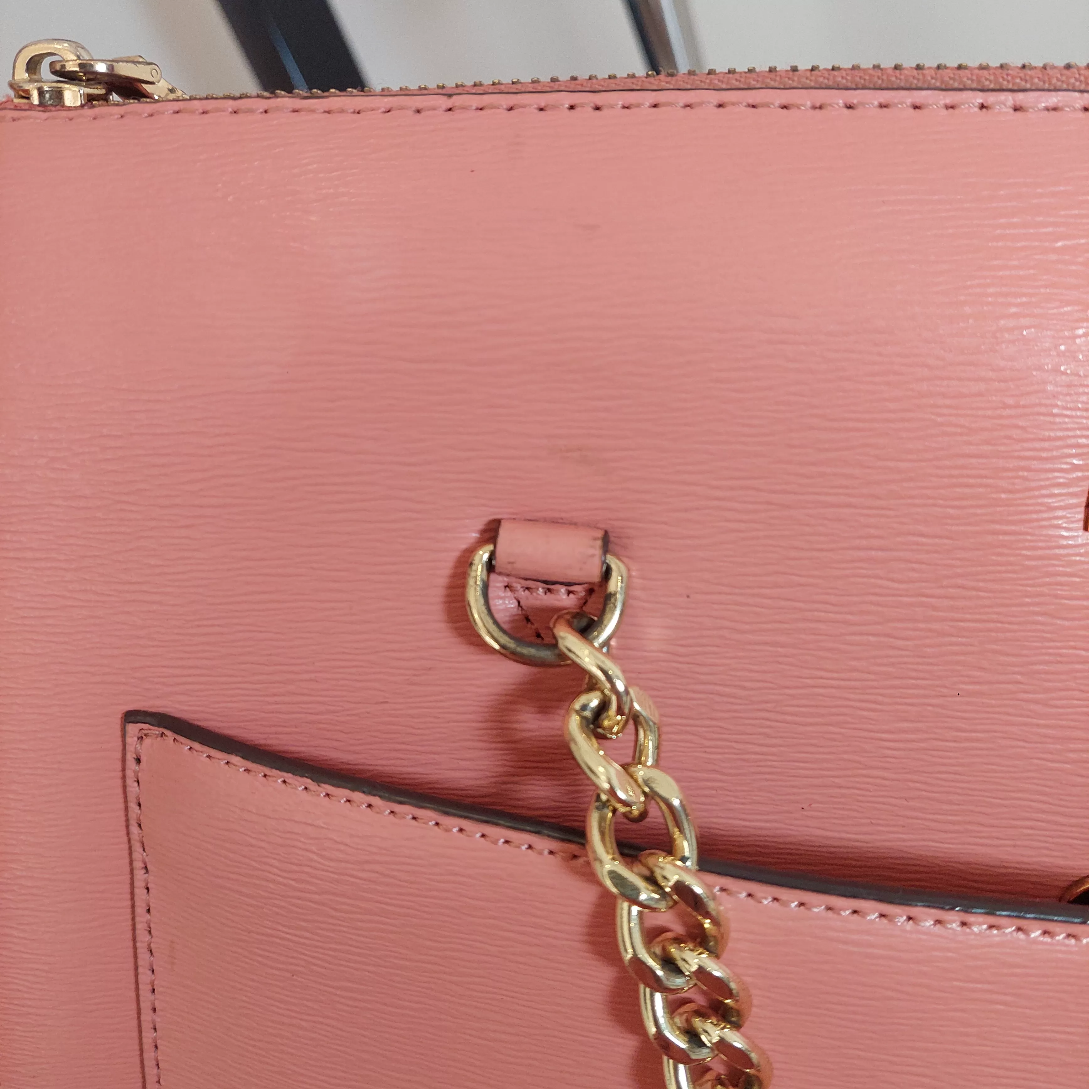 DKNY Pink Leather Large Zip Tote | Pre loved |