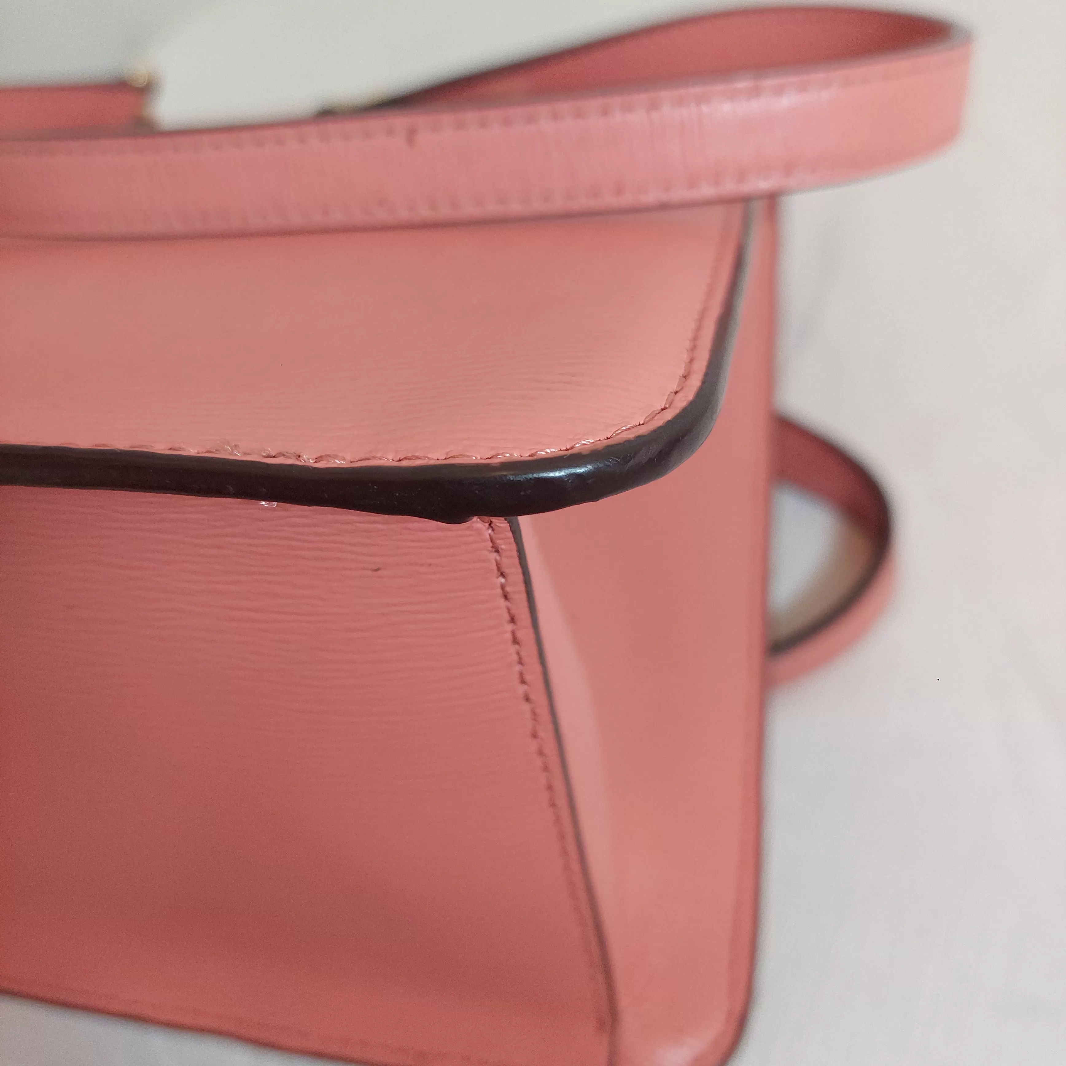 DKNY Pink Leather Large Zip Tote | Pre loved |