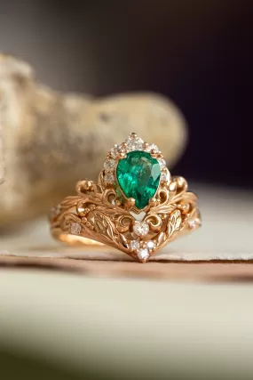 Emerald and diamonds bridal ring set, baroque inspired gold engagement ring set / Sophie