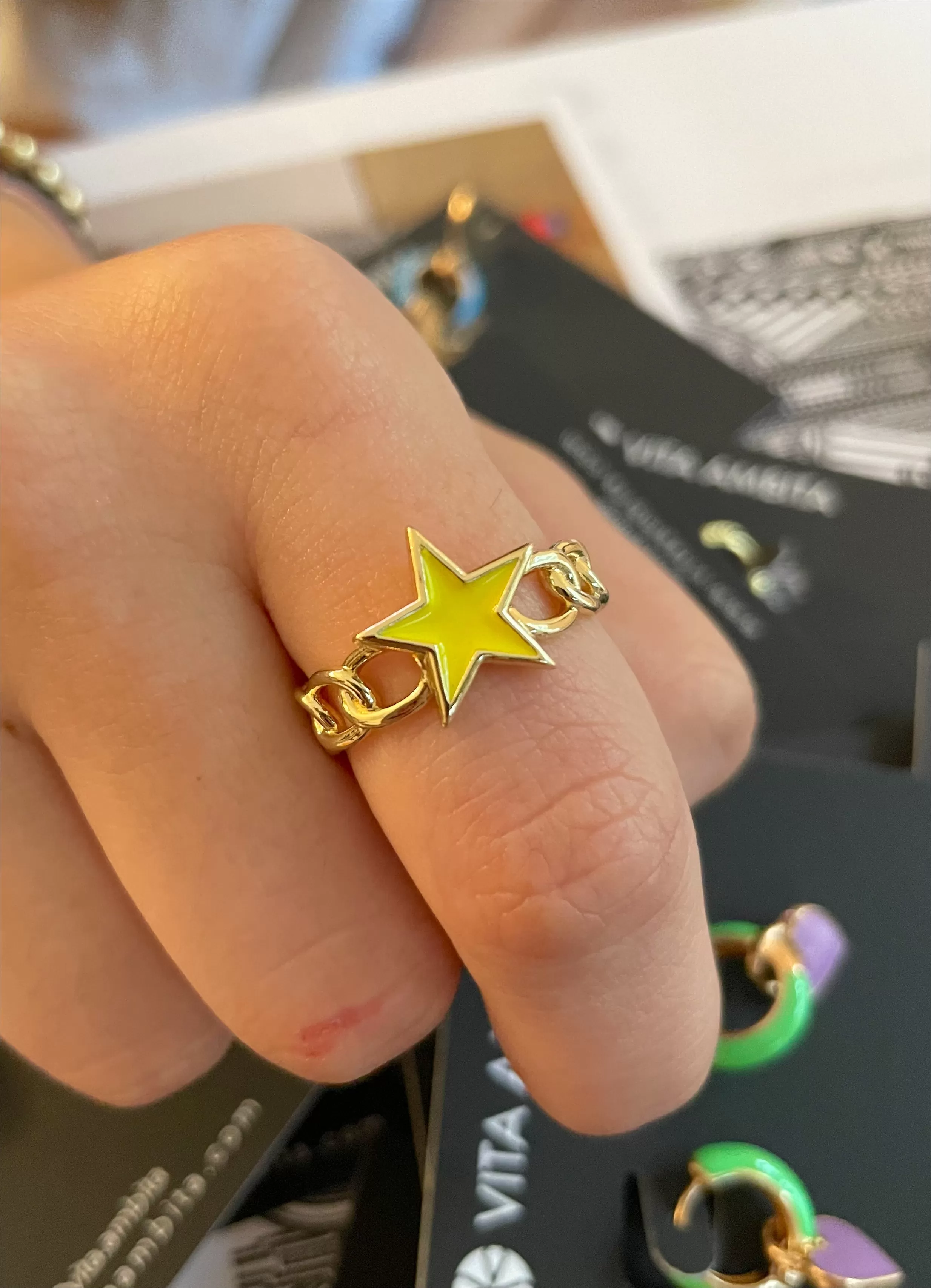 Enamel stars rings