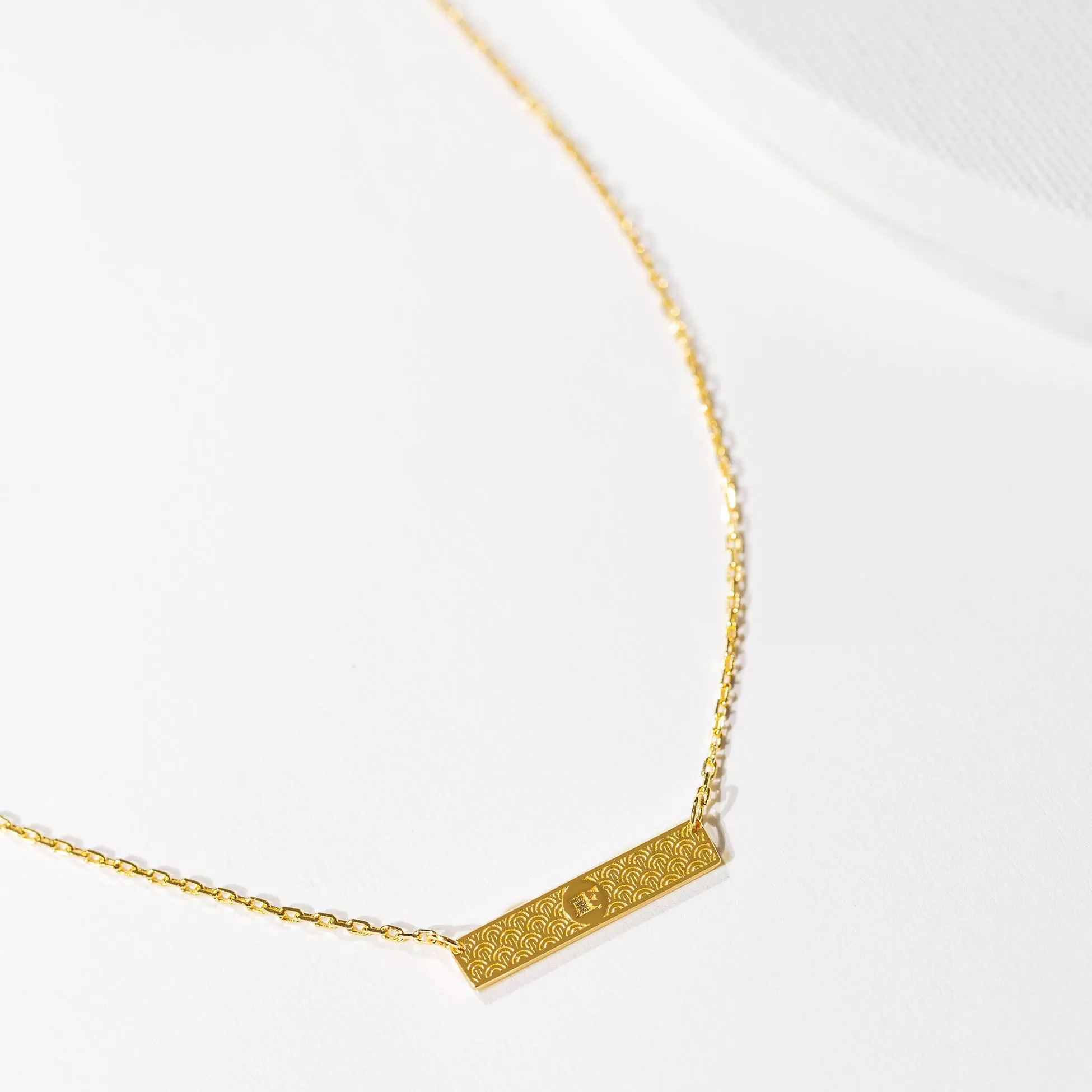 Engraved Bar Pendant: Manifest Good - Gold