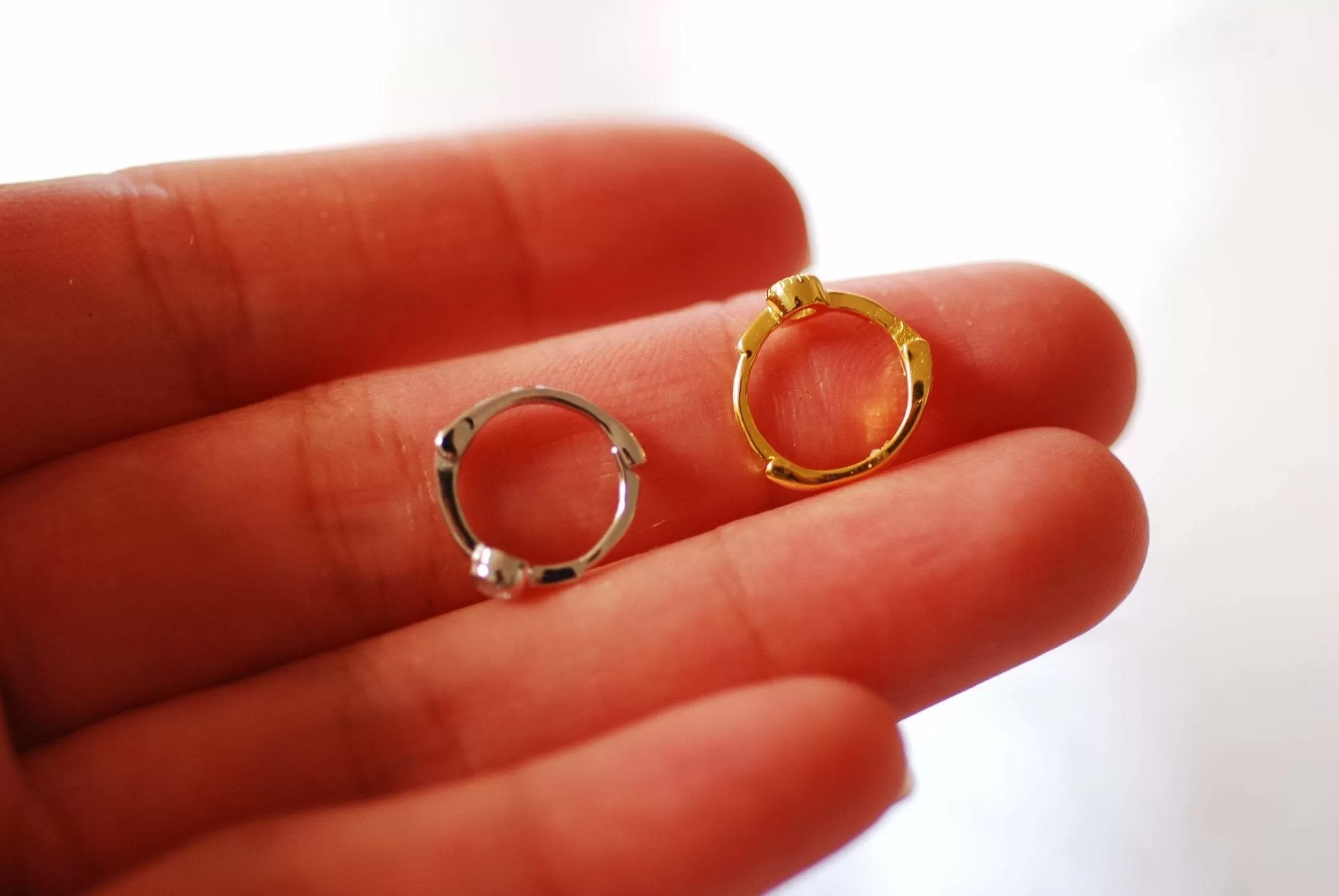 Gold or Sterling Silver Solitaire CZ Huggie Hoop Earrings Minimalist Earrings Dainty Earrings Hoop Cubic Zirconia Hoop Earrings