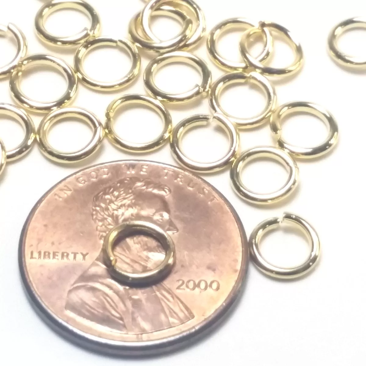 Gold Stainless Jump Rings, 6x1.0mm, 4mm Inside Diameter, 18 gauge, Closed Unsoldered, Lot Size 100