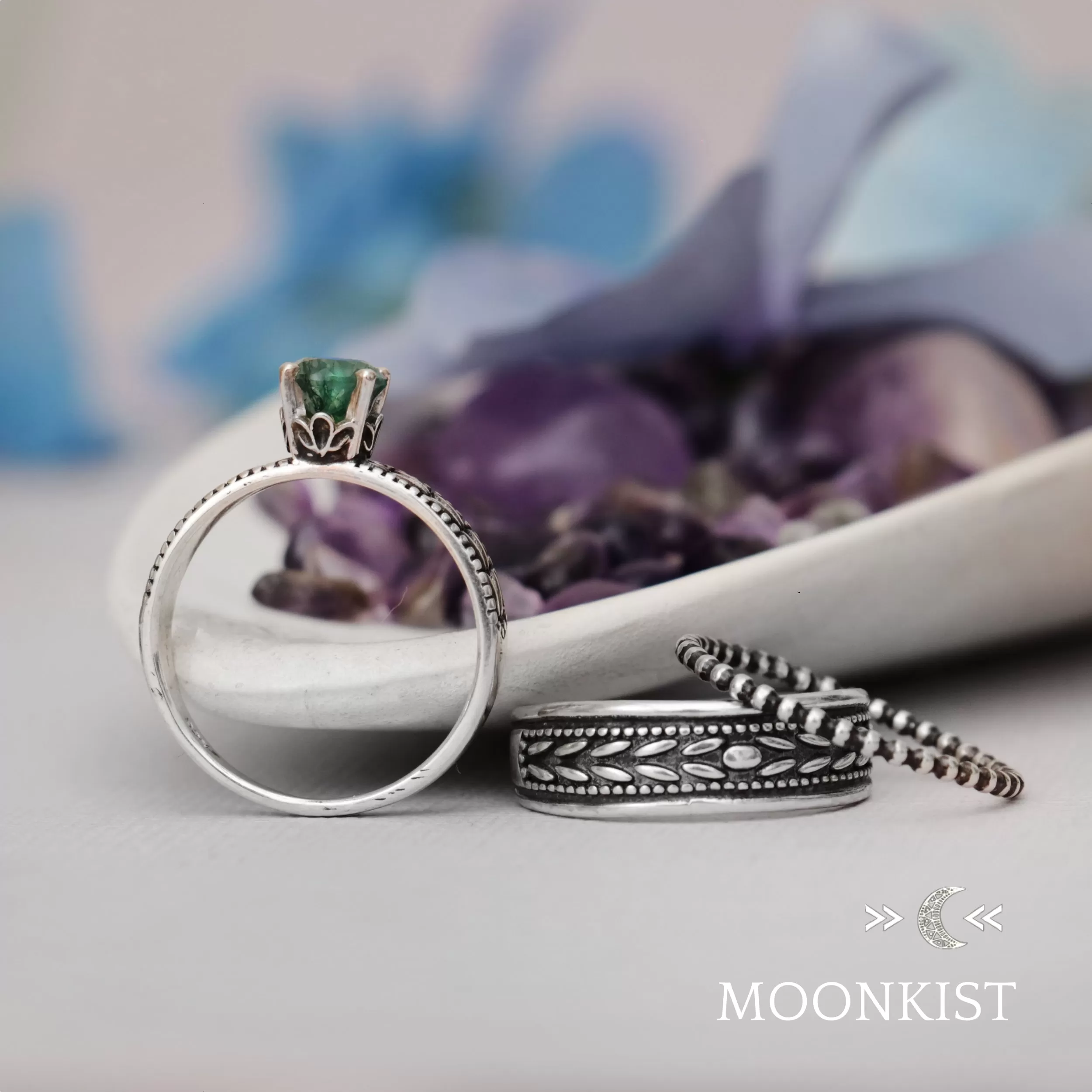 Laurel Leaf Wedding Ring Set | Moonkist Designs