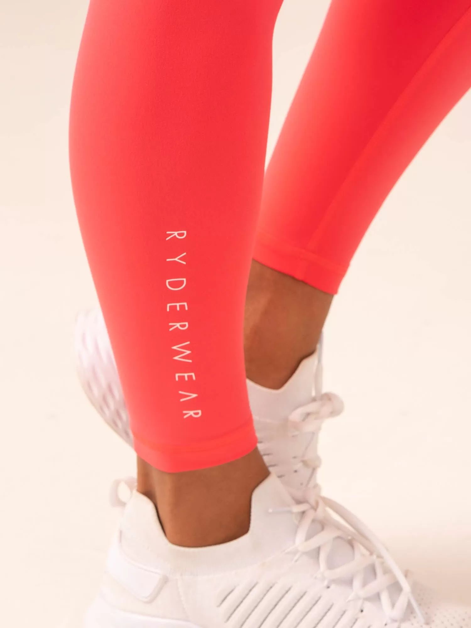 NKD V Scrunch Leggings - Neon Salmon