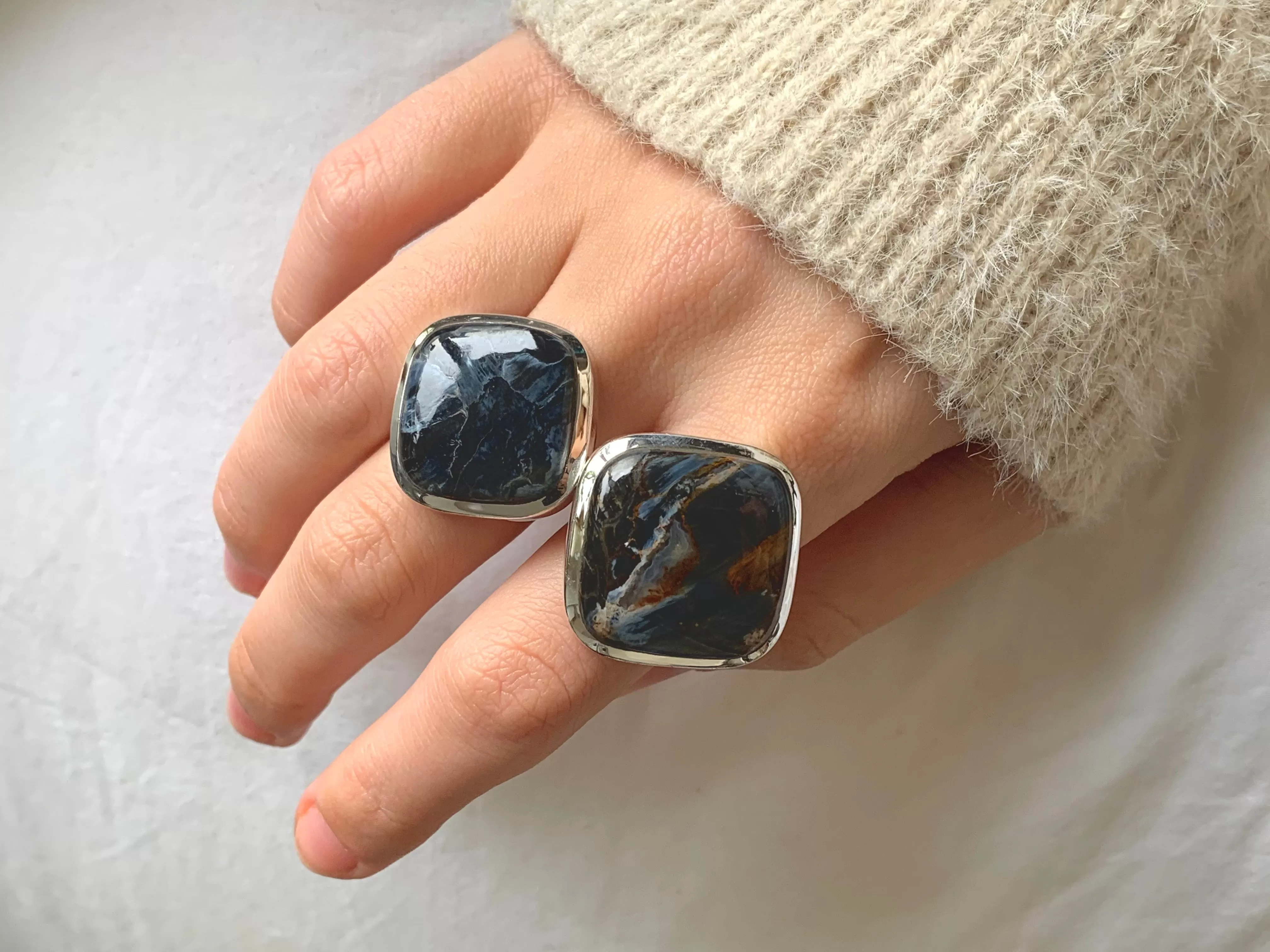 Pietersite Naevia Rings - Lozenge