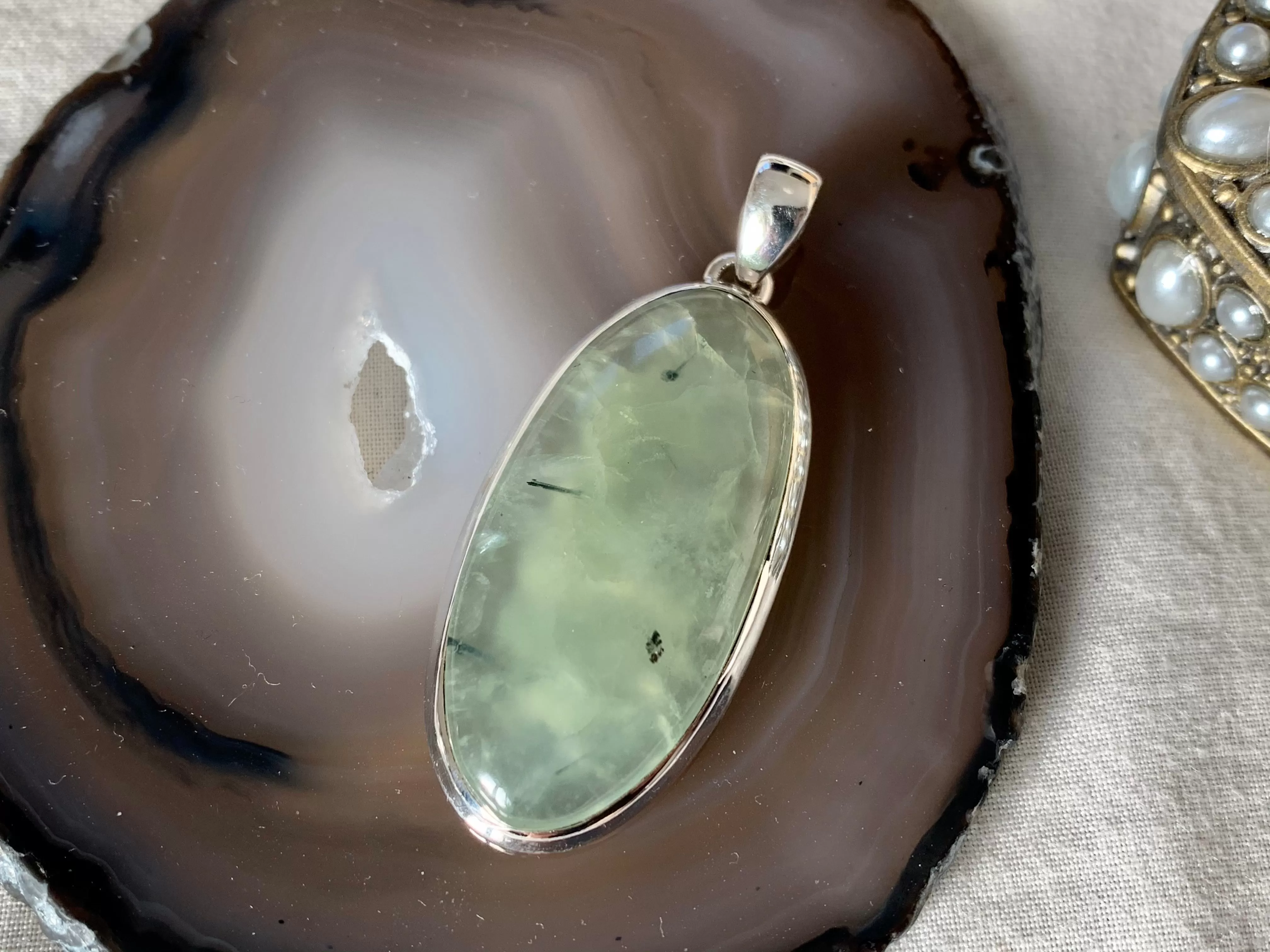 Prehnite Ariel Pendant - Long Oval