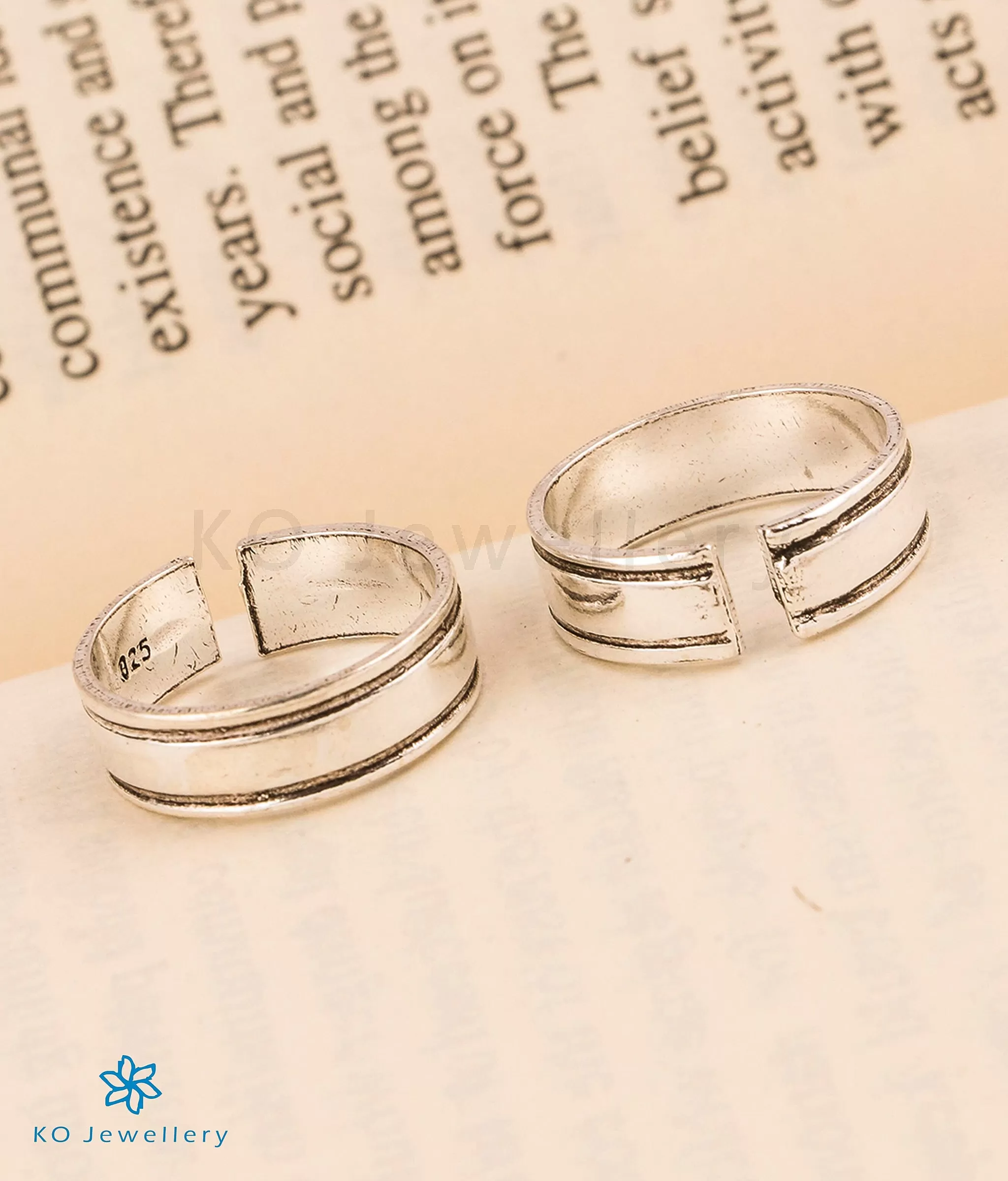 The Falak Silver Toe-Rings