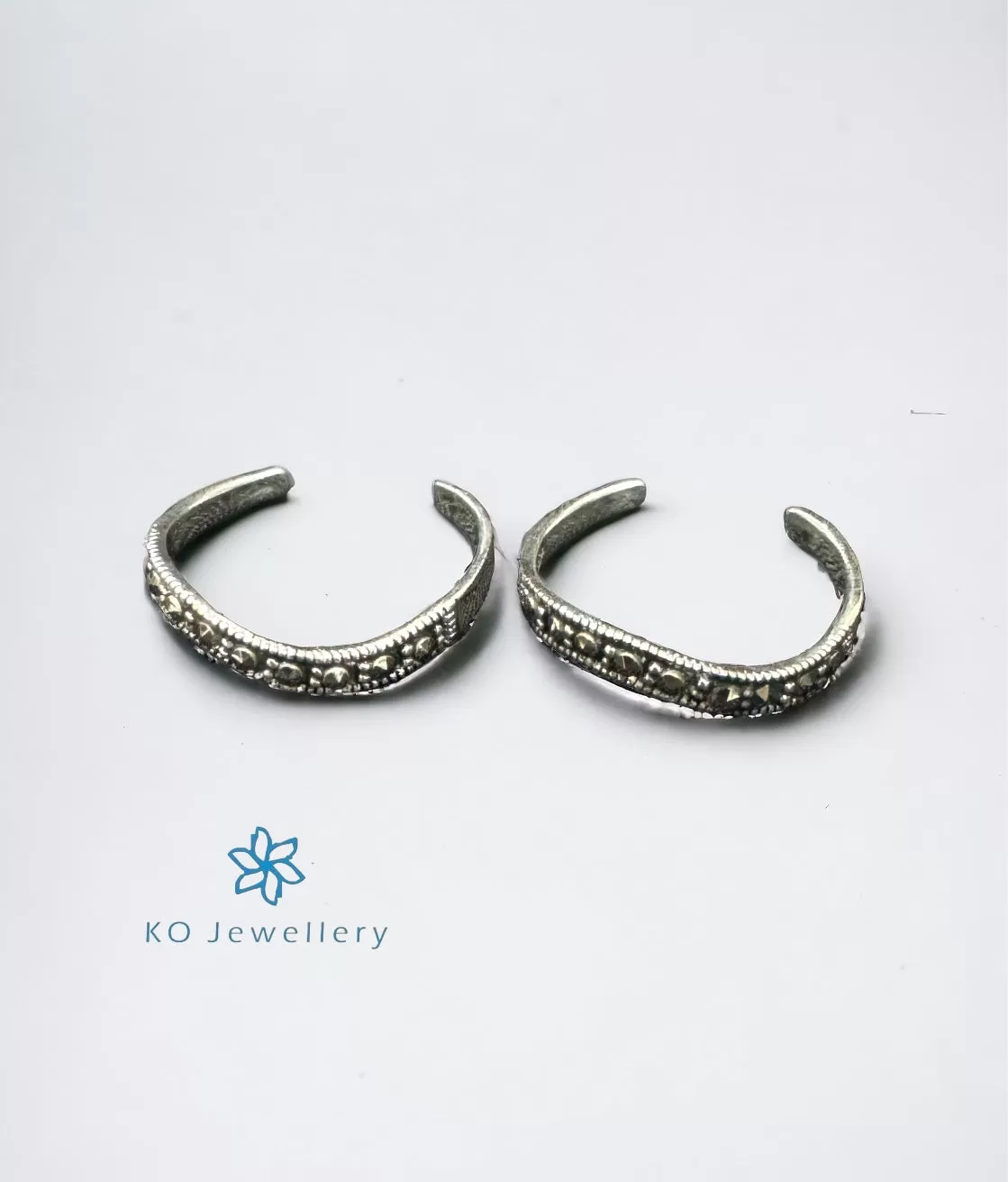 The Julius Silver Marcasite Toe-Rings