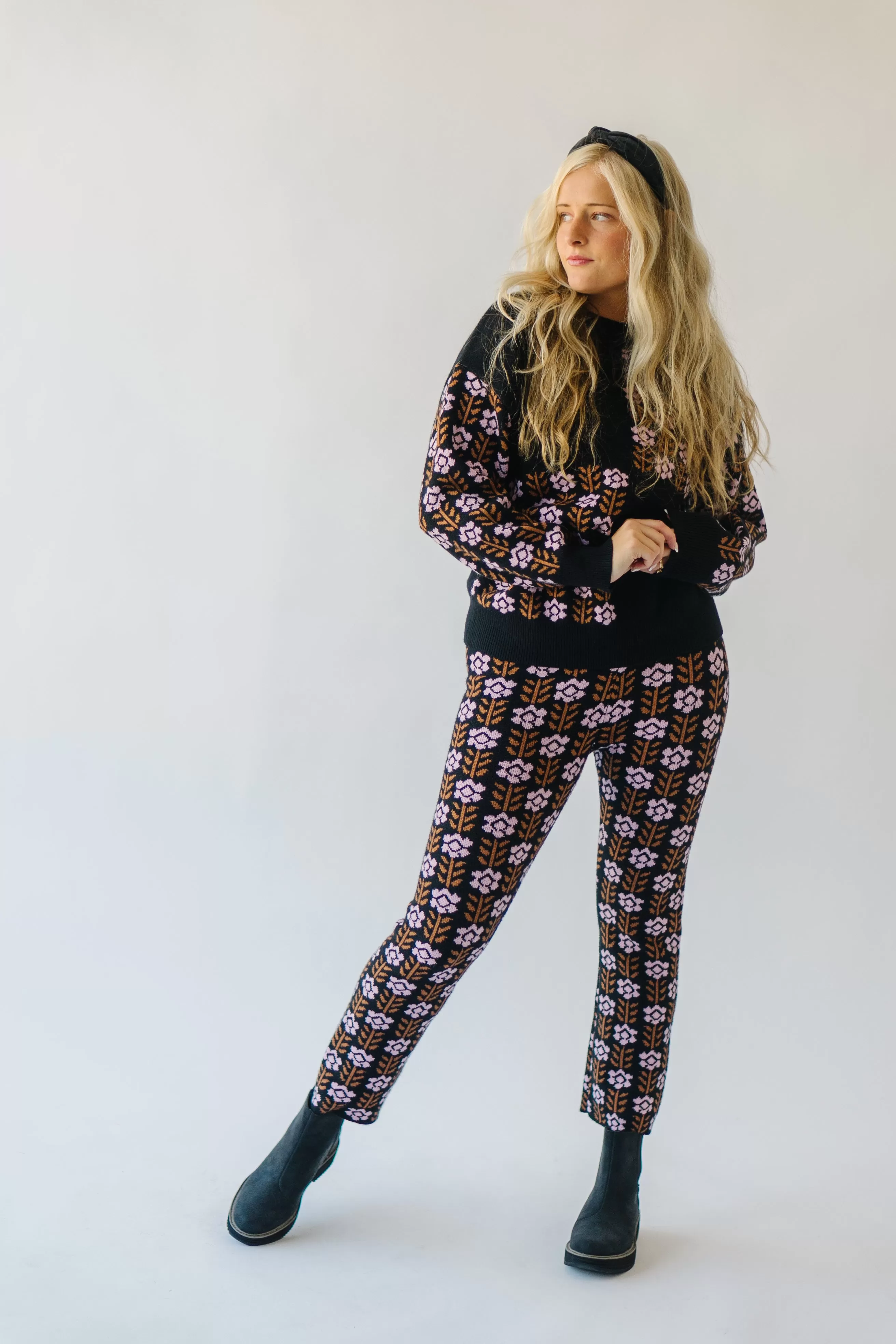 The Stratham Floral Contrast Pant in Black