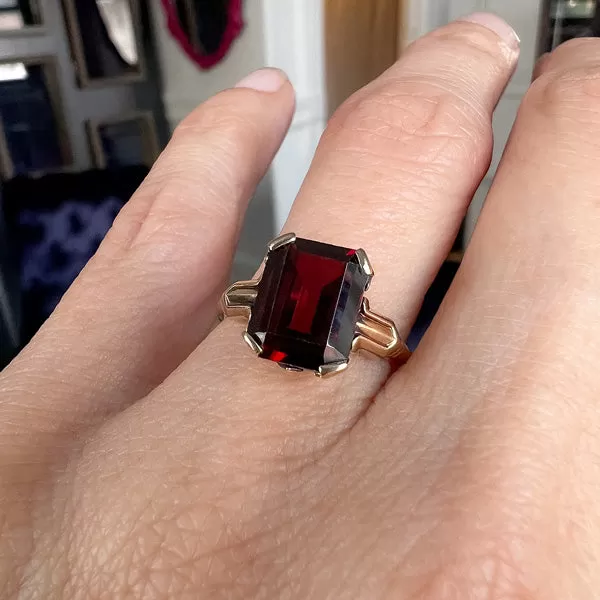 Vintage Garnet Ring